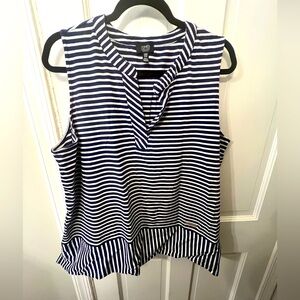 Jones New York women’s tank top - size 2x - navy and white stripe